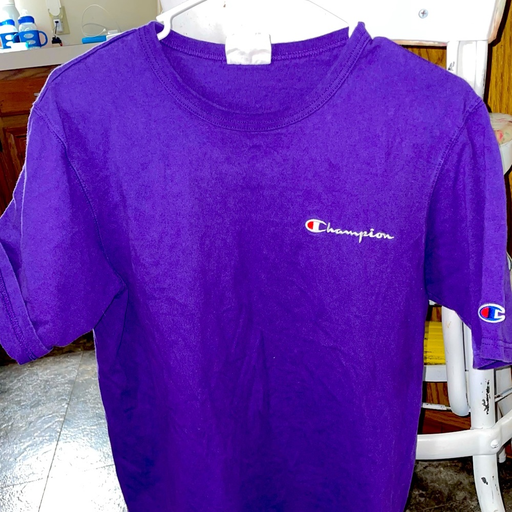 Men’s Champion tee